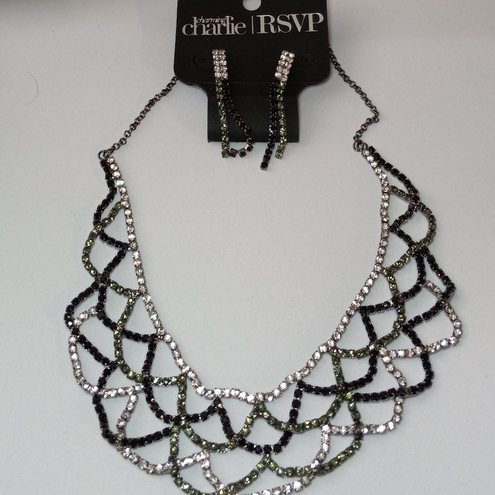 Silver & black sparkly necklace with matching earrings